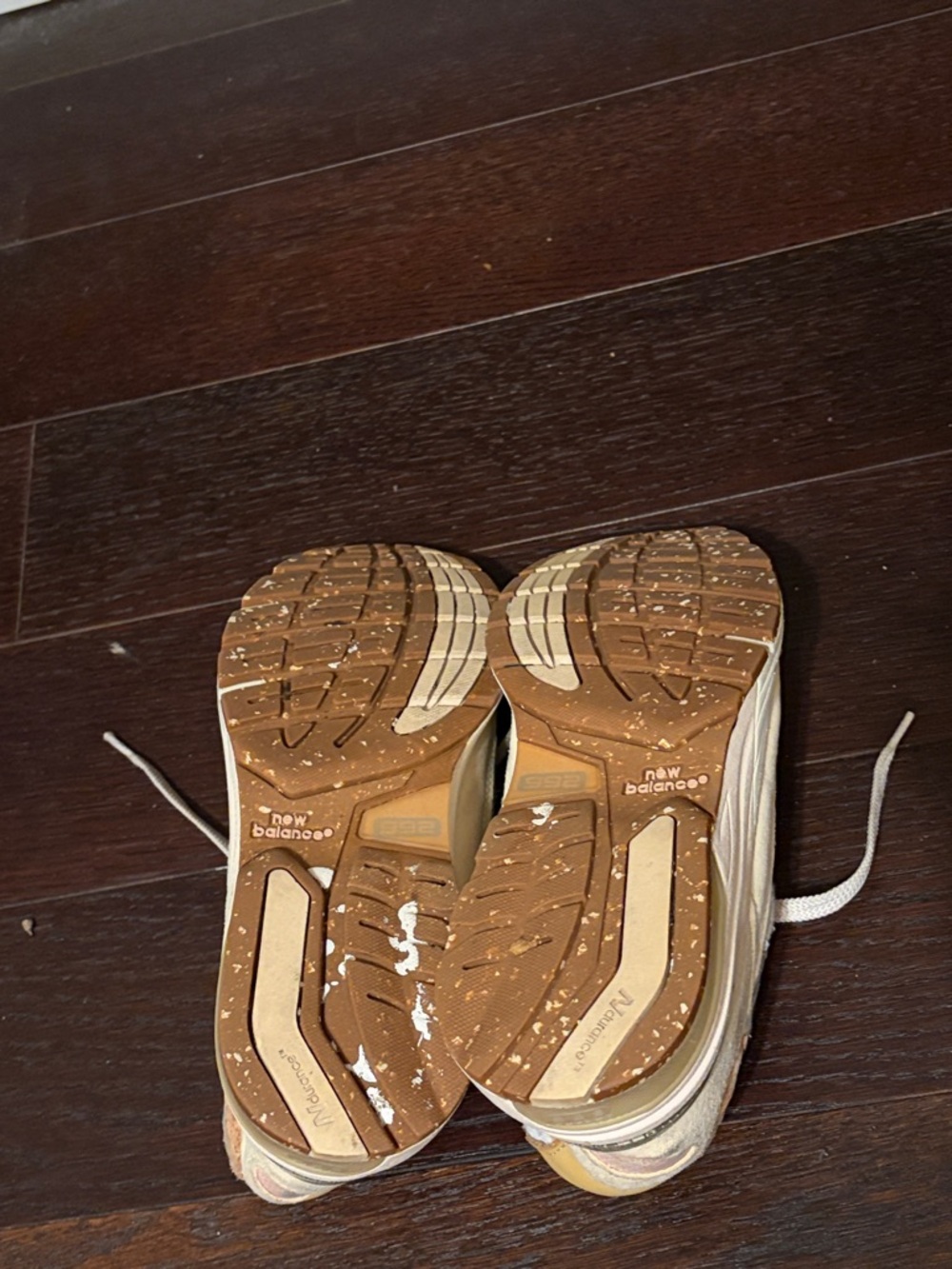 New Balance 992 Unisex Beige and Light Gray Sneakers- Needs TLC - Picture 8 of 10